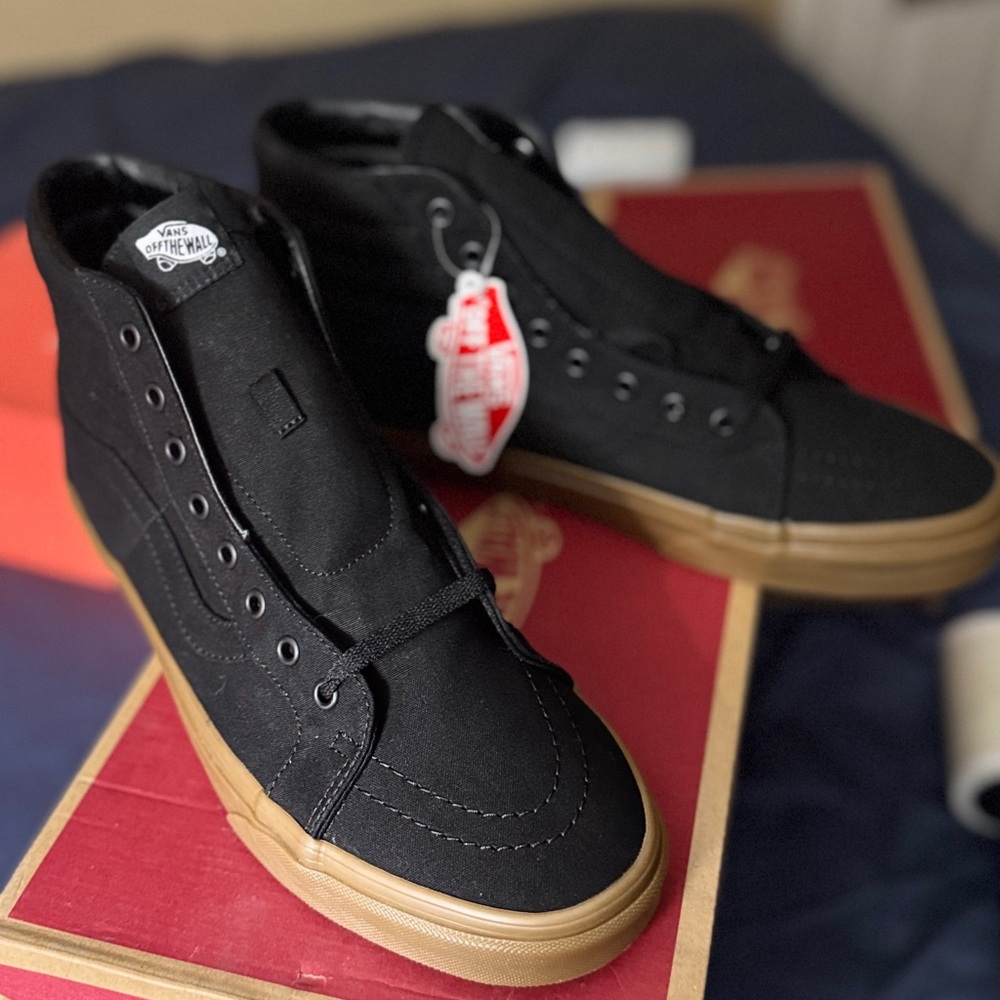 Vans Men's Black High-Top Sneakers